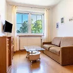 Kranichnest Nyaraló Lüdershagen