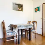 Kranichnest Nyaraló Lüdershagen